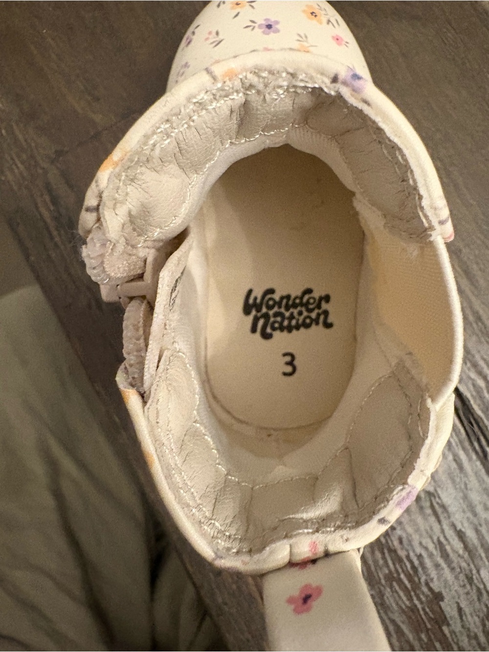 NWOT Wonder Nation Ditsy Floral Chelsea Boots Baby Girl Size 3 - Picture 7 of 8